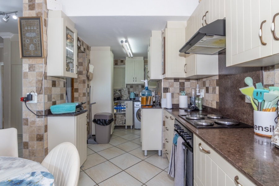 2 Bedroom Property for Sale in Winklespruit KwaZulu-Natal