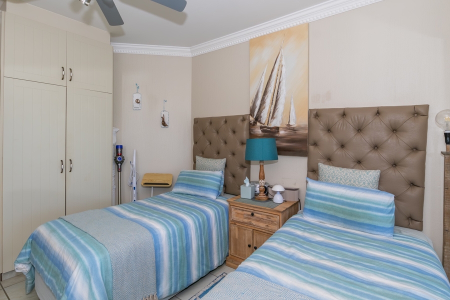 2 Bedroom Property for Sale in Winklespruit KwaZulu-Natal