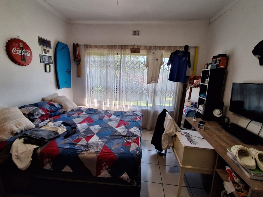 4 Bedroom Property for Sale in Umtentweni KwaZulu-Natal