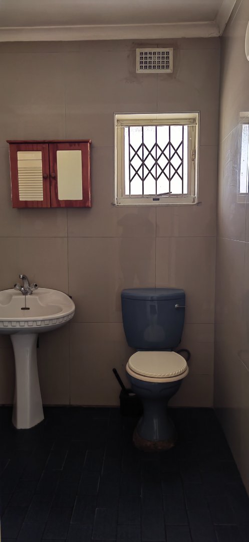 To Let 4 Bedroom Property for Rent in Sydenham KwaZulu-Natal