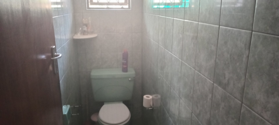 3 Bedroom Property for Sale in Burlington Heights KwaZulu-Natal