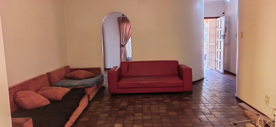 To Let 6 Bedroom Property for Rent in Reservoir Hills KwaZulu-Natal