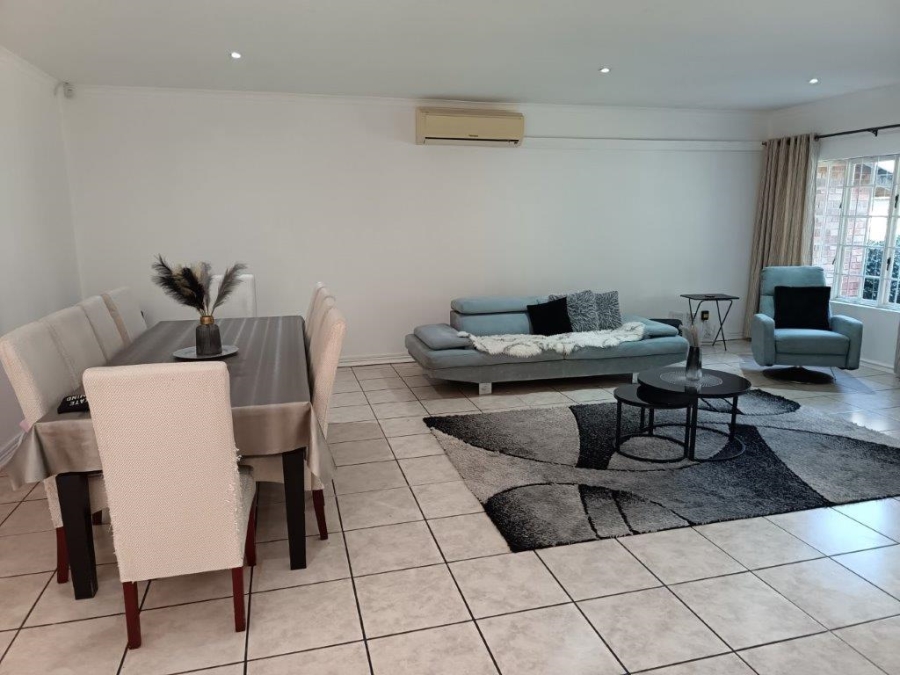 3 Bedroom Property for Sale in Umtentweni KwaZulu-Natal