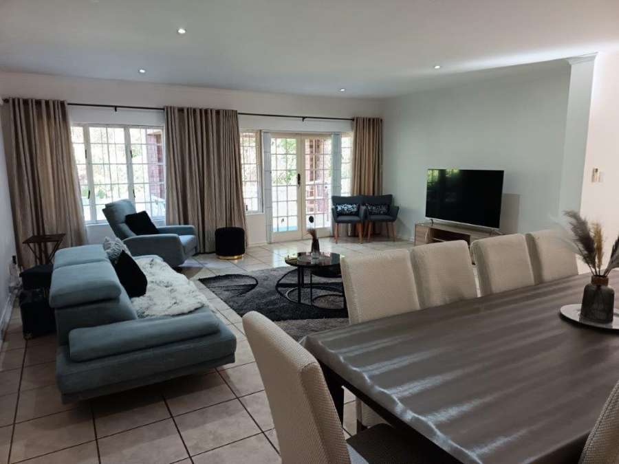 3 Bedroom Property for Sale in Umtentweni KwaZulu-Natal