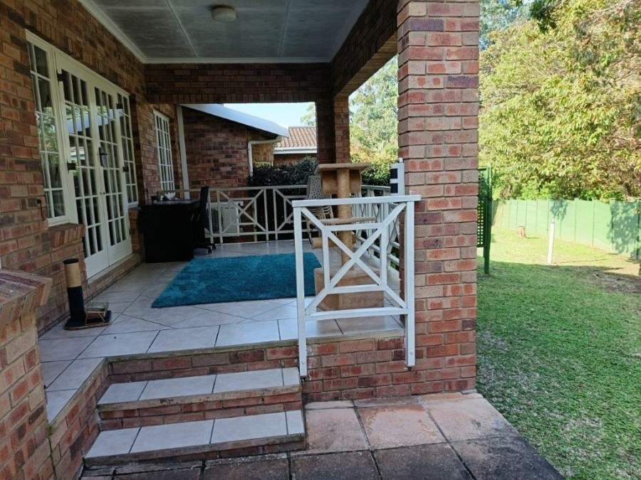 3 Bedroom Property for Sale in Umtentweni KwaZulu-Natal