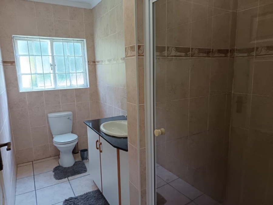 3 Bedroom Property for Sale in Umtentweni KwaZulu-Natal