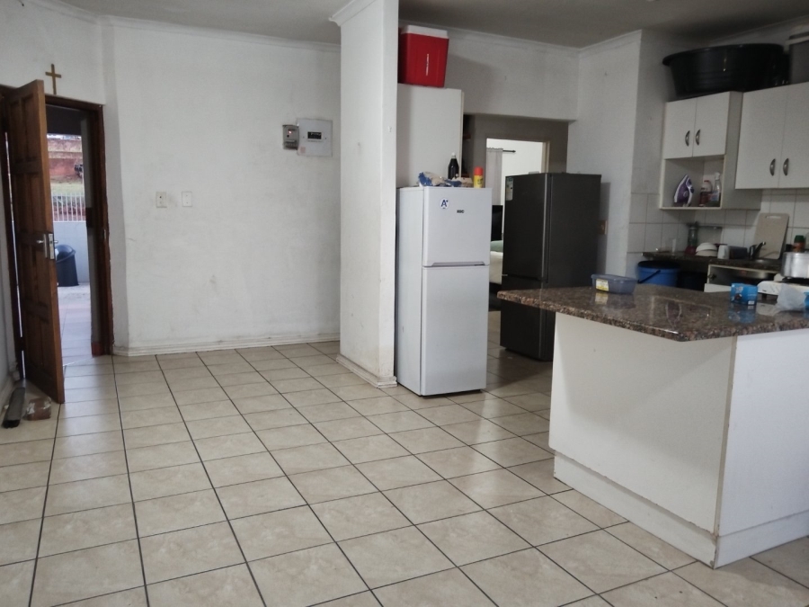  Bedroom Property for Sale in Sea View KwaZulu-Natal