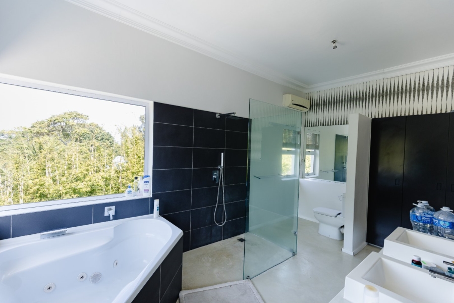 5 Bedroom Property for Sale in Southbroom KwaZulu-Natal