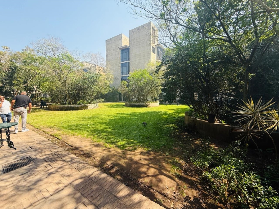 To Let Commercial Property for Rent in Umhlanga Ridge KwaZulu-Natal