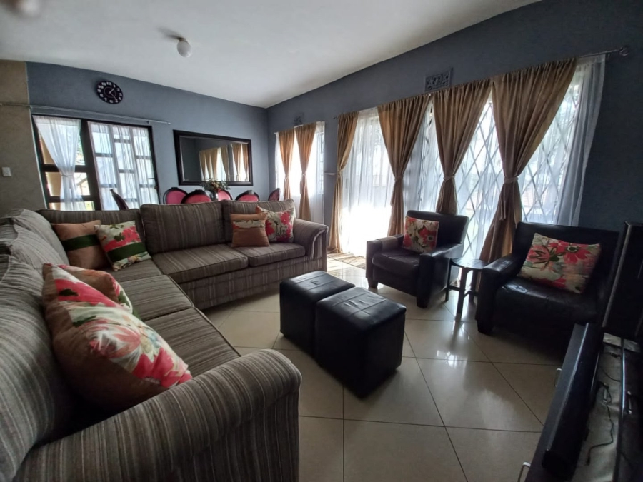 To Let 2 Bedroom Property for Rent in Bluff KwaZulu-Natal