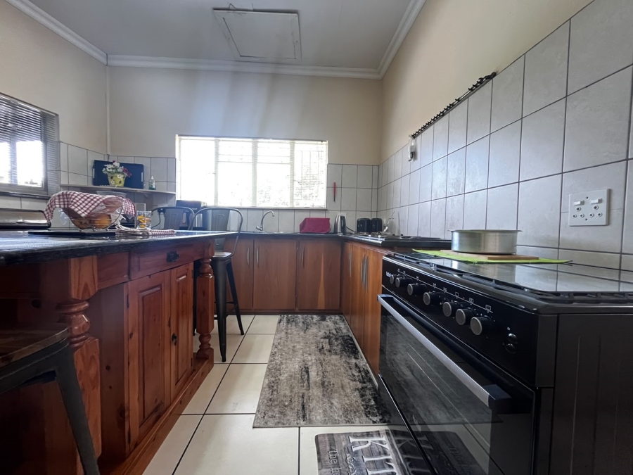 4 Bedroom Property for Sale in Aviary Hill KwaZulu-Natal