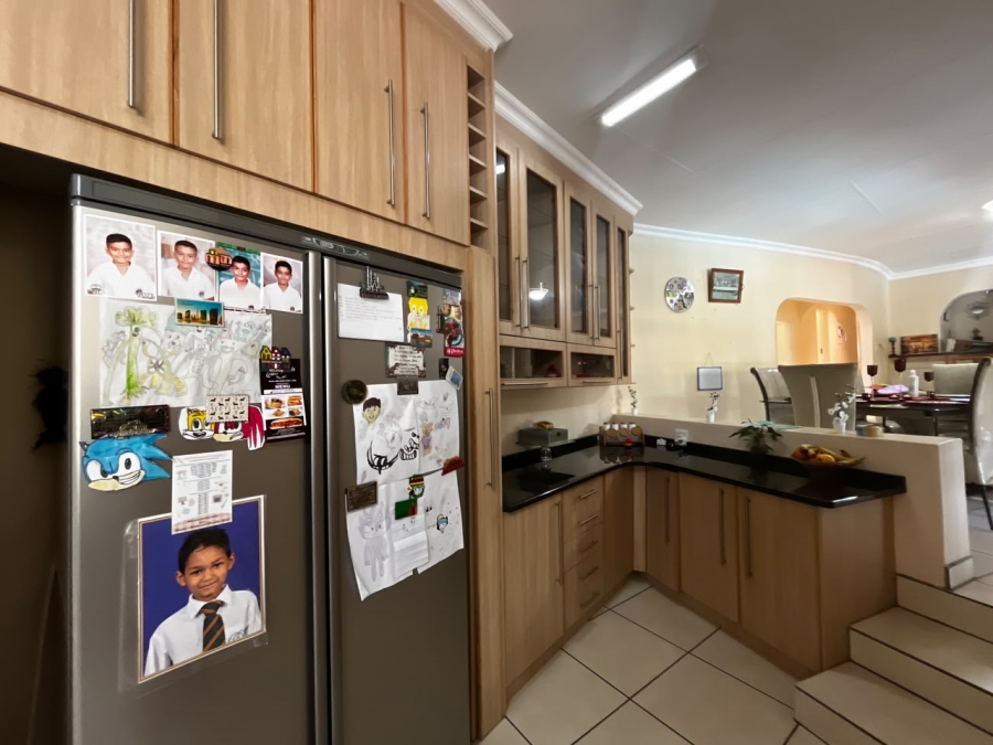 4 Bedroom Property for Sale in Aviary Hill KwaZulu-Natal