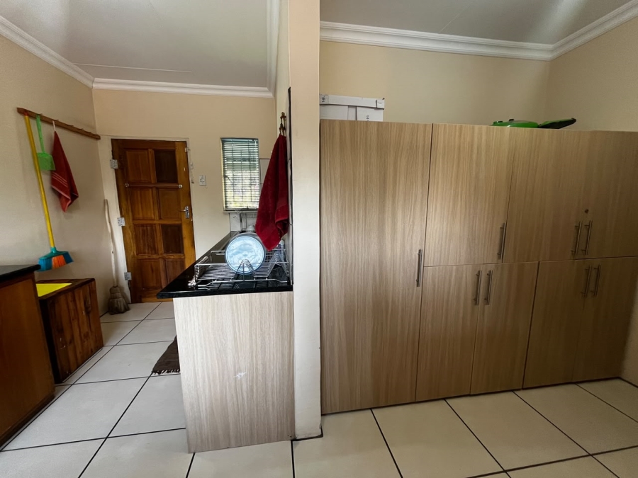 4 Bedroom Property for Sale in Aviary Hill KwaZulu-Natal