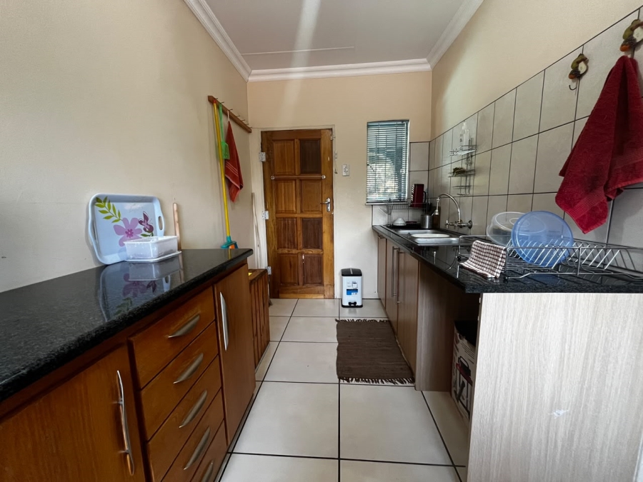 4 Bedroom Property for Sale in Aviary Hill KwaZulu-Natal