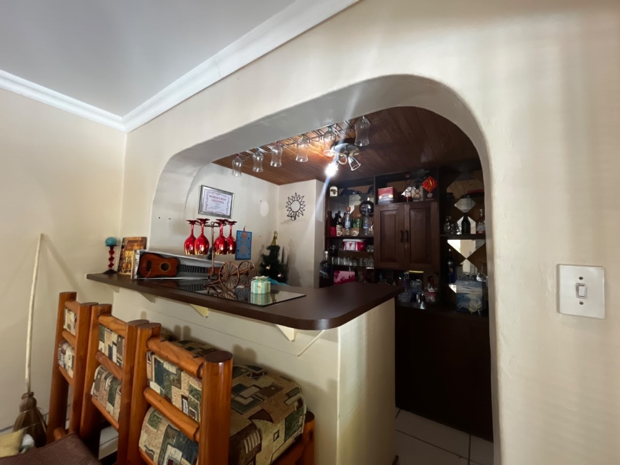 4 Bedroom Property for Sale in Aviary Hill KwaZulu-Natal