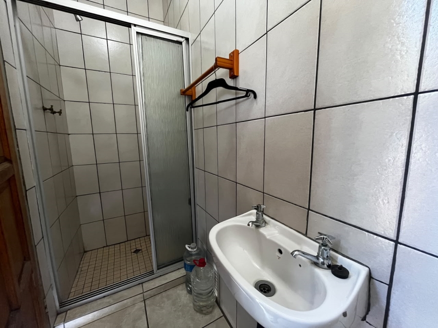 4 Bedroom Property for Sale in Aviary Hill KwaZulu-Natal