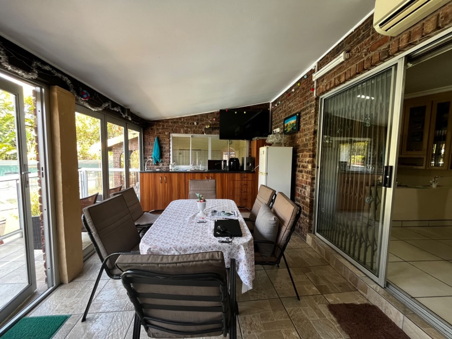 4 Bedroom Property for Sale in Aviary Hill KwaZulu-Natal