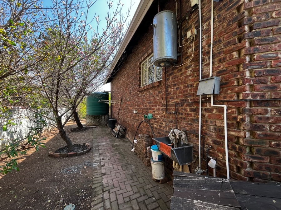 4 Bedroom Property for Sale in Aviary Hill KwaZulu-Natal