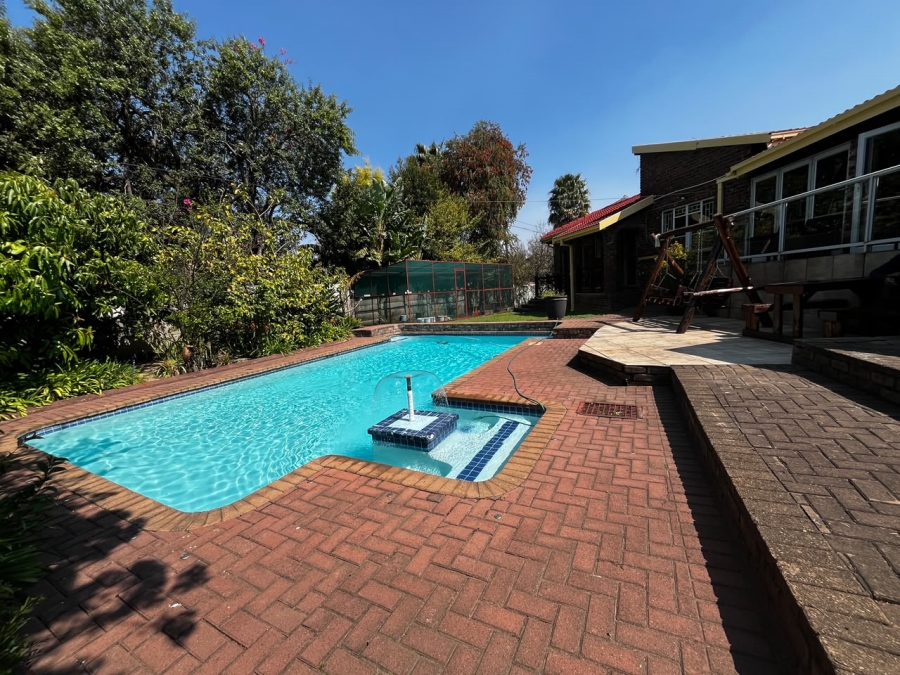 4 Bedroom Property for Sale in Aviary Hill KwaZulu-Natal