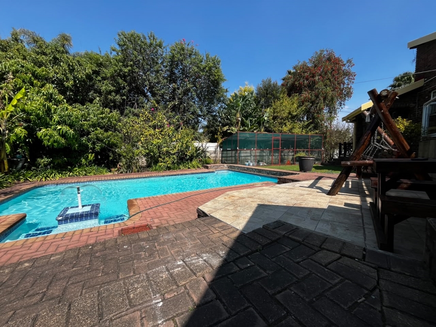 4 Bedroom Property for Sale in Aviary Hill KwaZulu-Natal