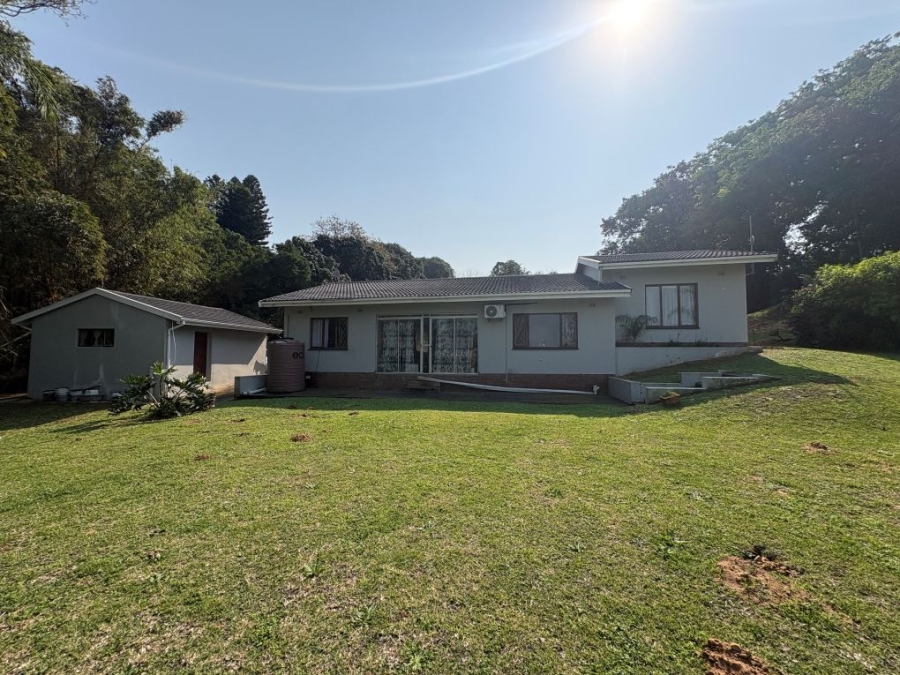 3 Bedroom Property for Sale in Umtentweni KwaZulu-Natal