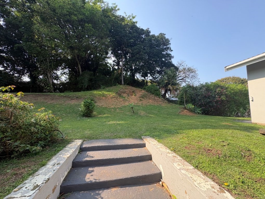 3 Bedroom Property for Sale in Umtentweni KwaZulu-Natal