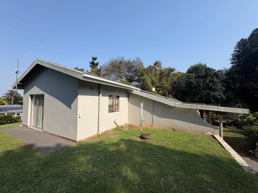 3 Bedroom Property for Sale in Umtentweni KwaZulu-Natal