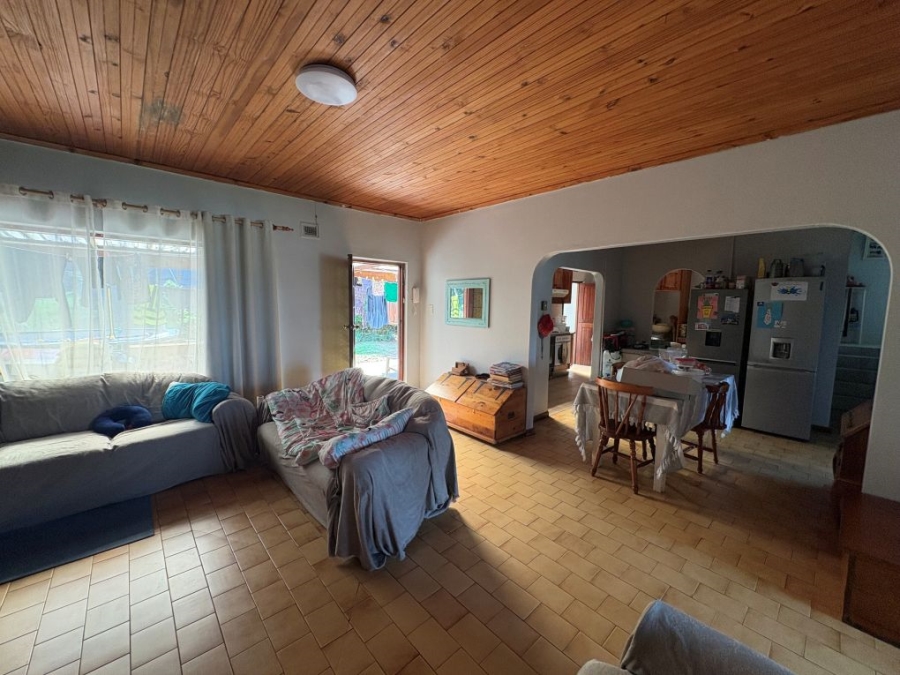 3 Bedroom Property for Sale in Umtentweni KwaZulu-Natal