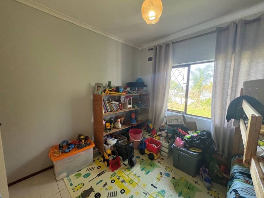 3 Bedroom Property for Sale in Umtentweni KwaZulu-Natal
