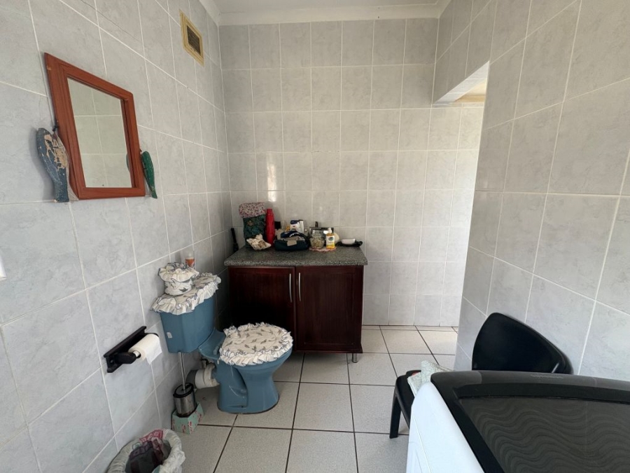 3 Bedroom Property for Sale in Umtentweni KwaZulu-Natal