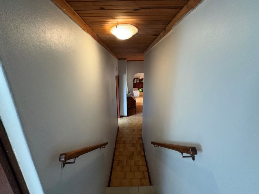 3 Bedroom Property for Sale in Umtentweni KwaZulu-Natal