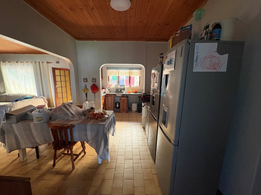 3 Bedroom Property for Sale in Umtentweni KwaZulu-Natal