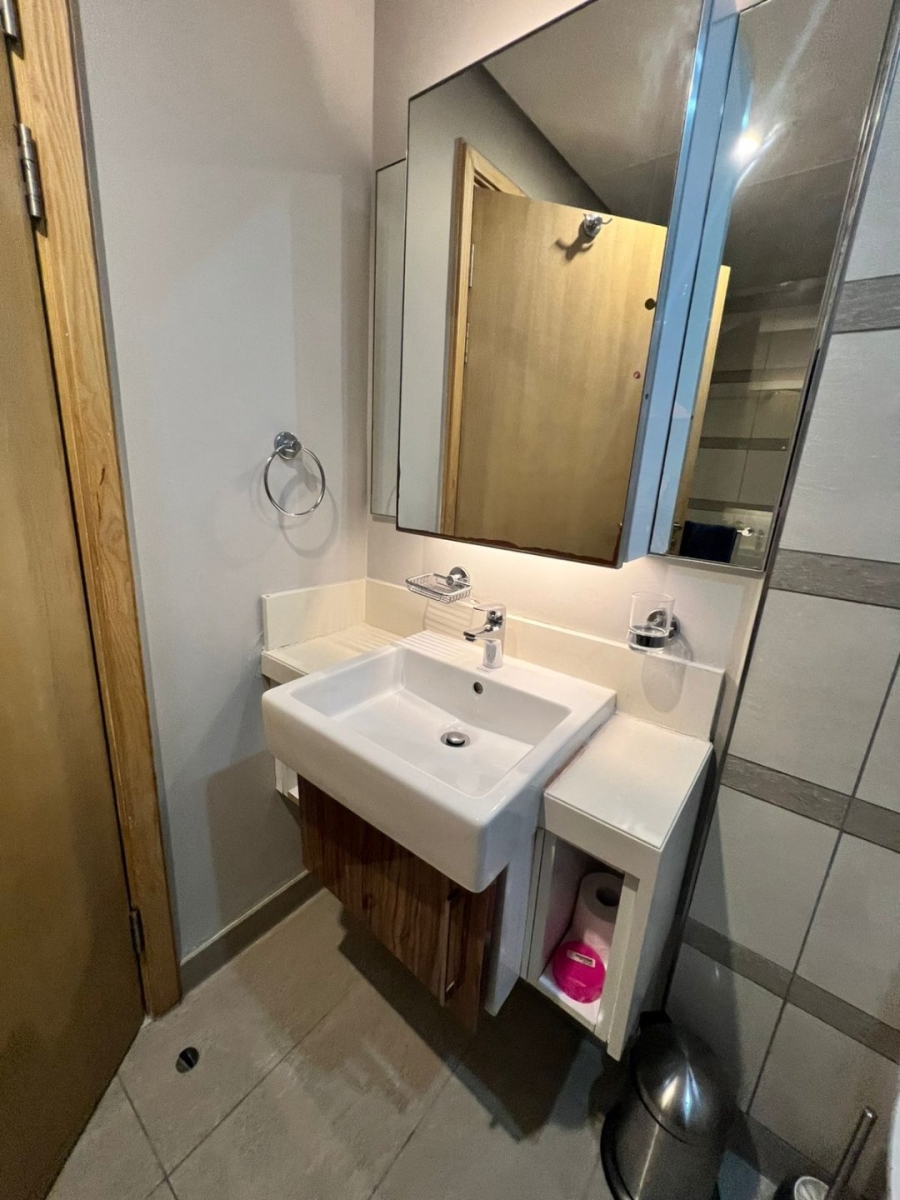 2 Bedroom Property for Sale in Umhlanga KwaZulu-Natal