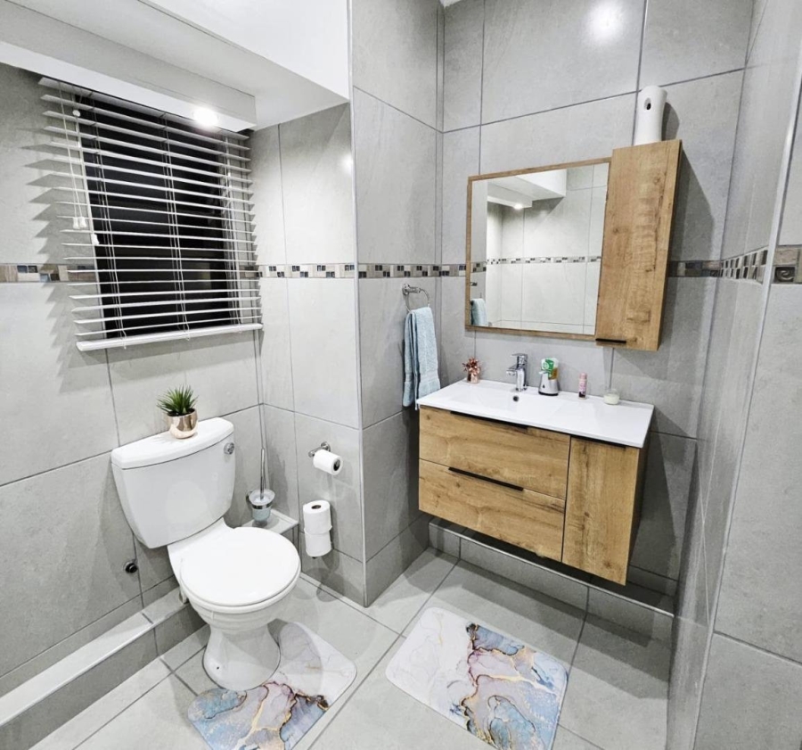 3 Bedroom Property for Sale in Winklespruit KwaZulu-Natal