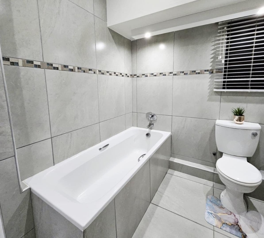 3 Bedroom Property for Sale in Winklespruit KwaZulu-Natal