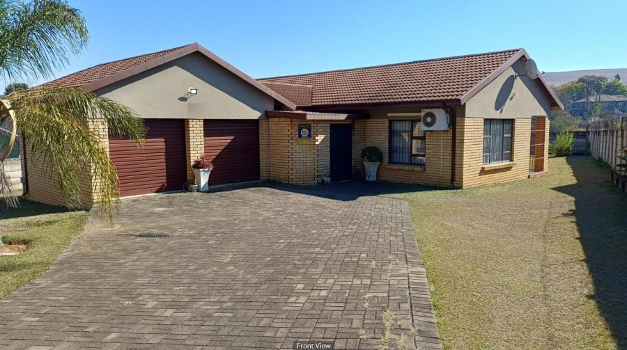 3 Bedroom Property for Sale in Aviary Hill KwaZulu-Natal