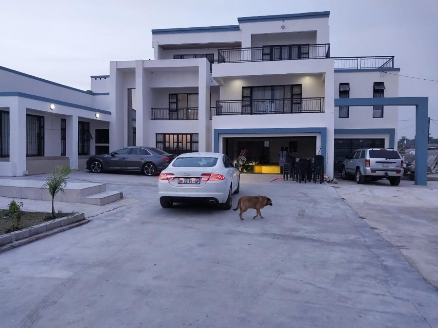 6 Bedroom Property for Sale in Stanger Heights KwaZulu-Natal