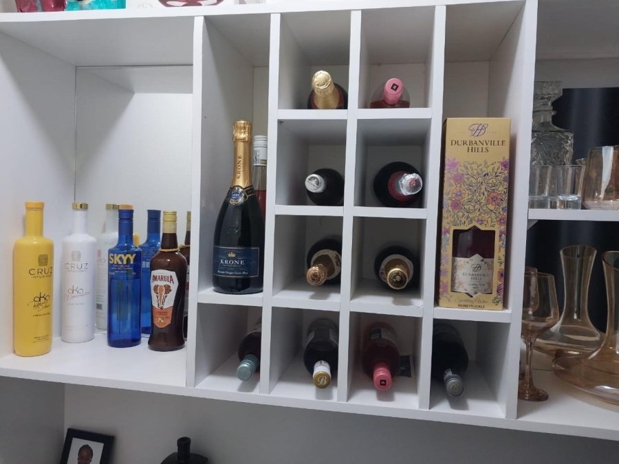 6 Bedroom Property for Sale in Stanger Heights KwaZulu-Natal