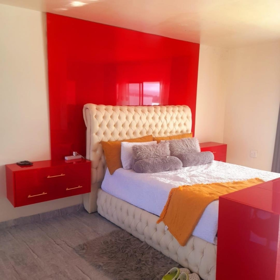 6 Bedroom Property for Sale in Stanger Heights KwaZulu-Natal