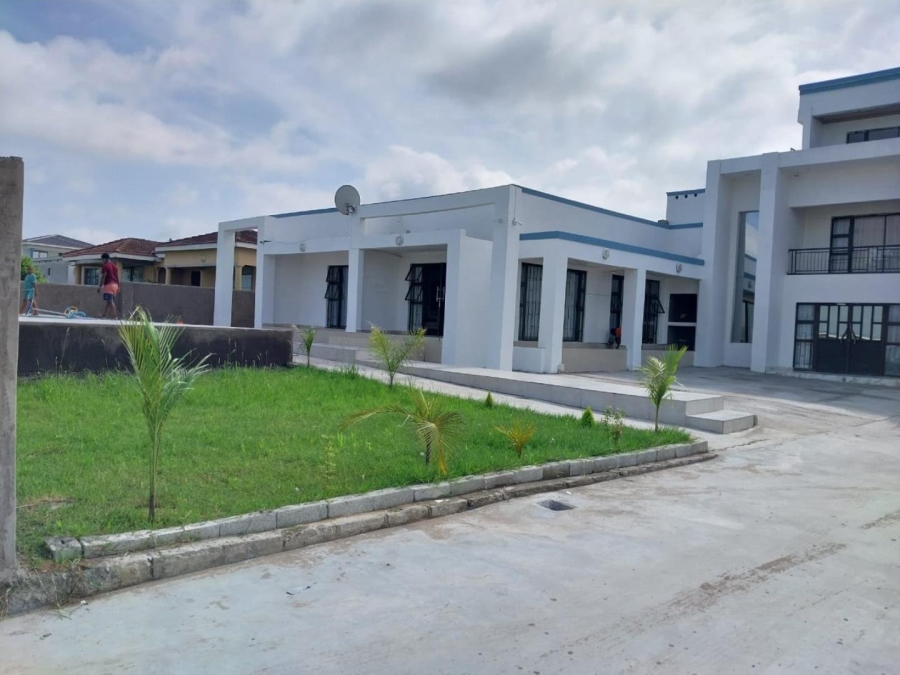 6 Bedroom Property for Sale in Stanger Heights KwaZulu-Natal