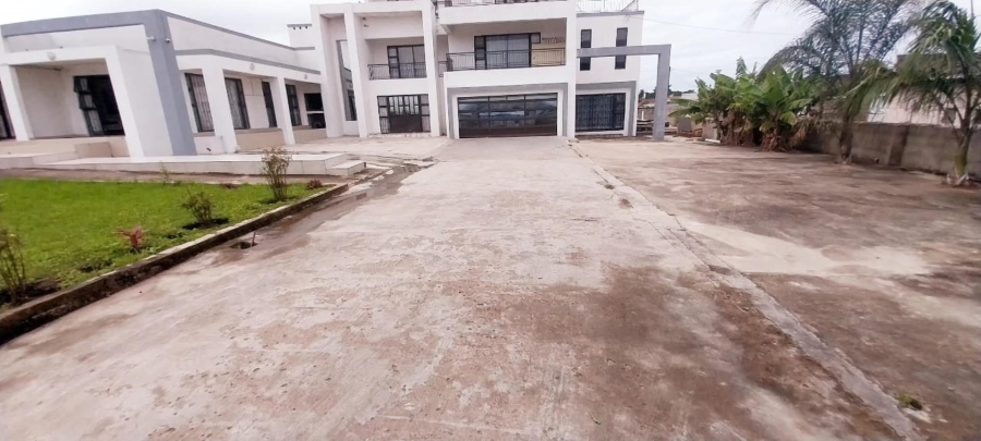 6 Bedroom Property for Sale in Stanger Heights KwaZulu-Natal