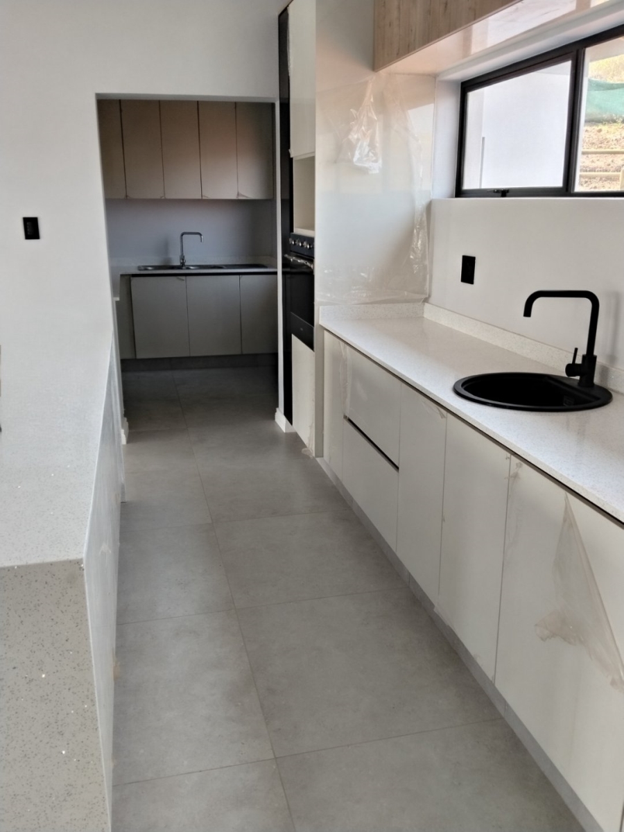 3 Bedroom Property for Sale in Tinley Manor KwaZulu-Natal