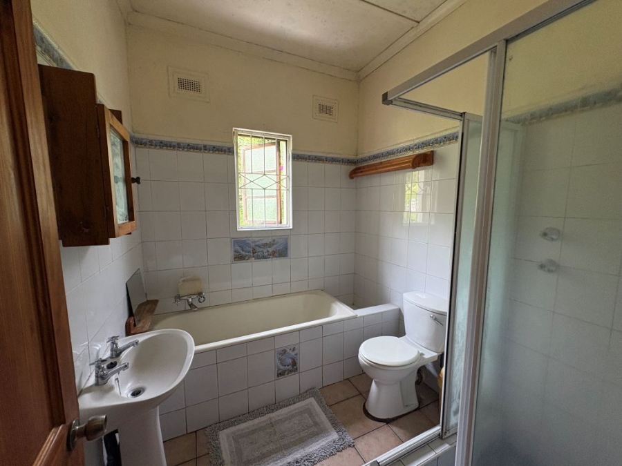 3 Bedroom Property for Sale in Umtentweni KwaZulu-Natal
