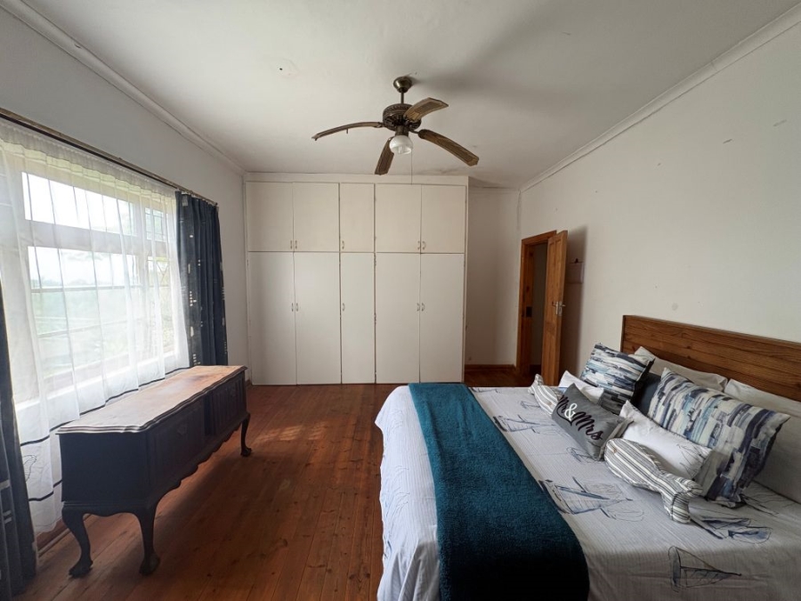 3 Bedroom Property for Sale in Umtentweni KwaZulu-Natal