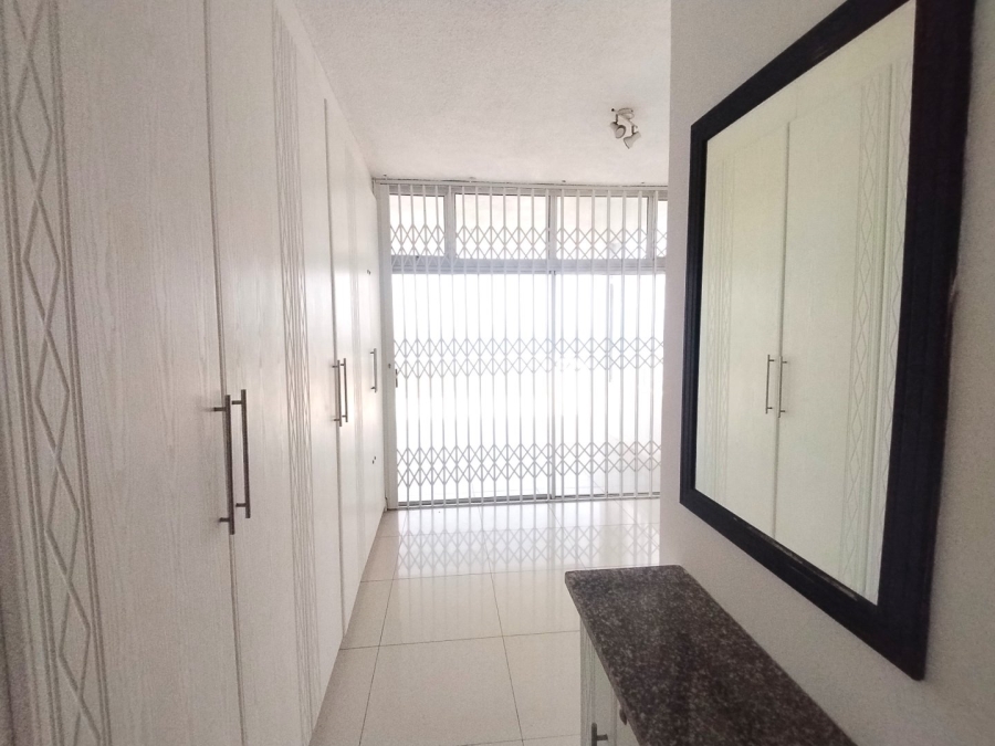 3 Bedroom Property for Sale in Uvongo KwaZulu-Natal