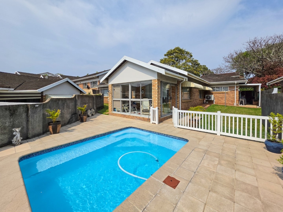 3 Bedroom Property for Sale in Manaba Beach KwaZulu-Natal