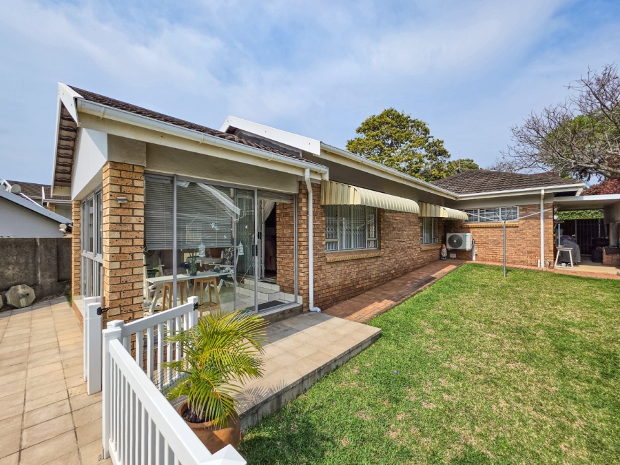 3 Bedroom Property for Sale in Manaba Beach KwaZulu-Natal