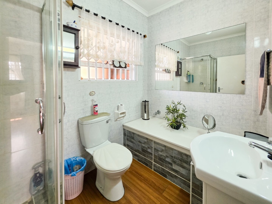 3 Bedroom Property for Sale in Manaba Beach KwaZulu-Natal