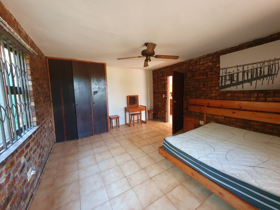 2 Bedroom Property for Sale in Palm Beach KwaZulu-Natal