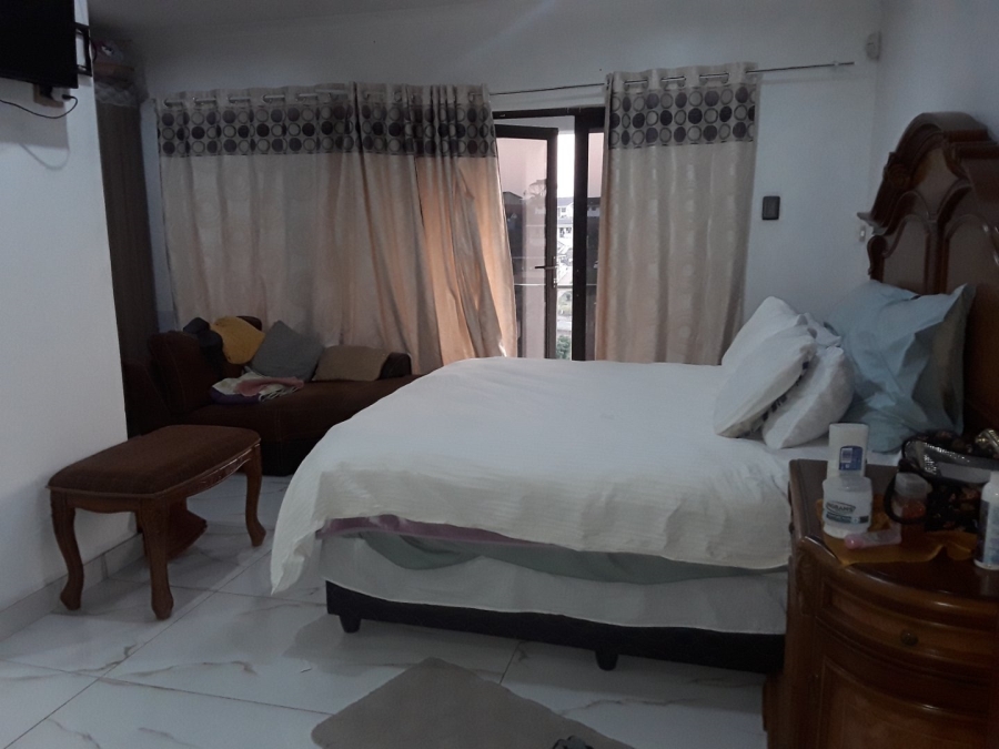 3 Bedroom Property for Sale in Umlazi P KwaZulu-Natal
